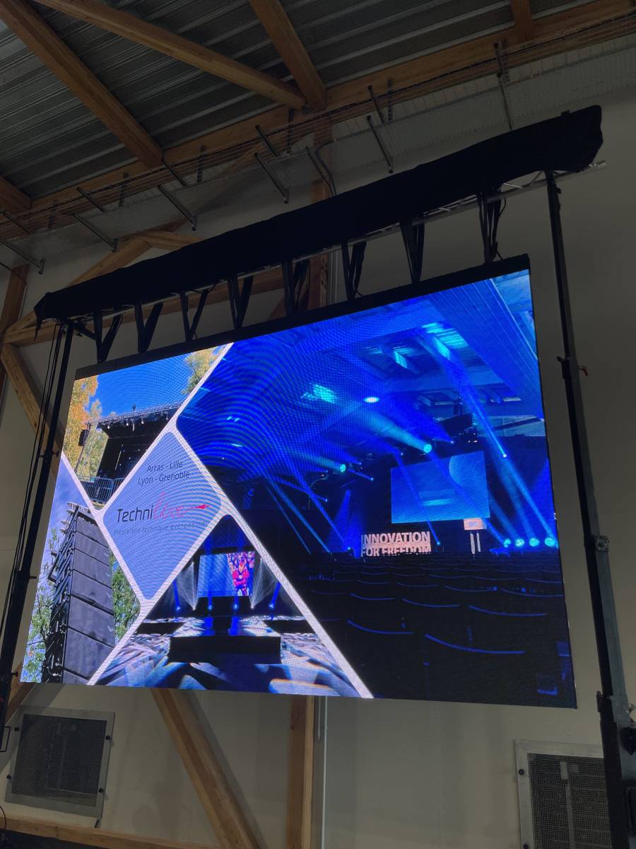 Prestation technique avec régisseur pour soirée de gala, cérémonie de voeux ou remise de diplôme Chambéry Savoie 73