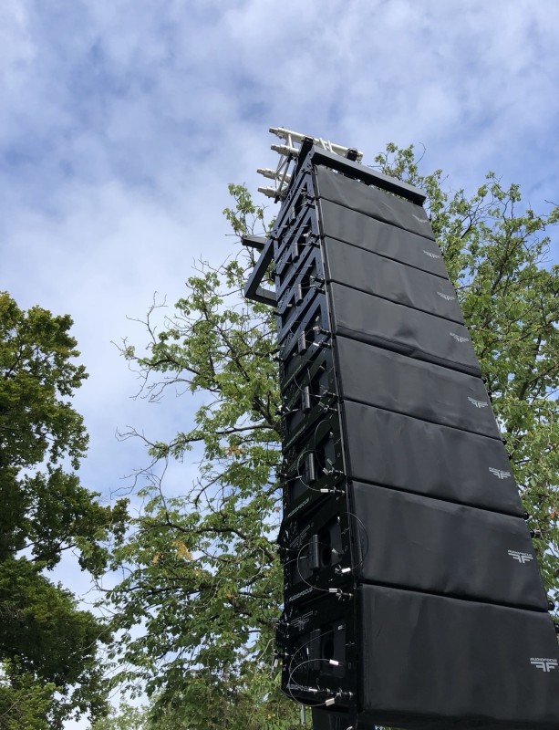 Sonorisation d'un feu d'artifice à Grenoble